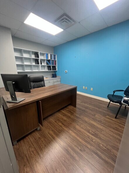 More Photos Of 7500 Appling Center Dr, Memphis Warehouse For Sale