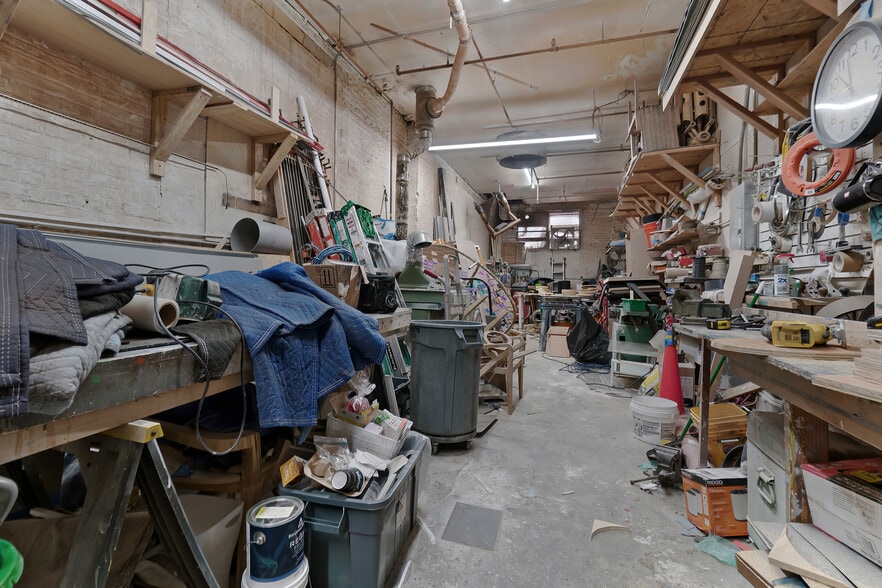 More Photos Of 4533 37th St, Long Island City Warehouse For Lease