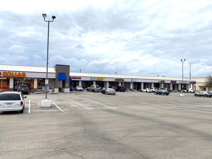 Primary Photo Of 5013-5048 Trail Lake Dr, Fort Worth General Retail For Lease