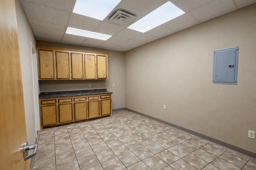 More Photos Of 420 Liberty Park Ct, Flowood Coworking Space