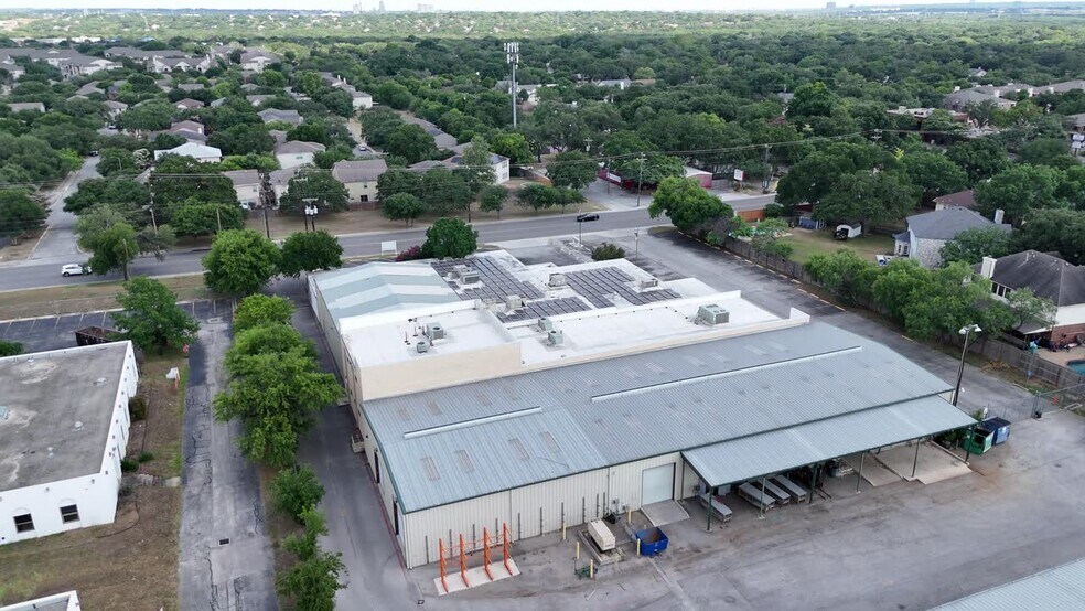 More Photos Of 14703 Jones Maltsberger Rd, San Antonio Warehouse For Sale