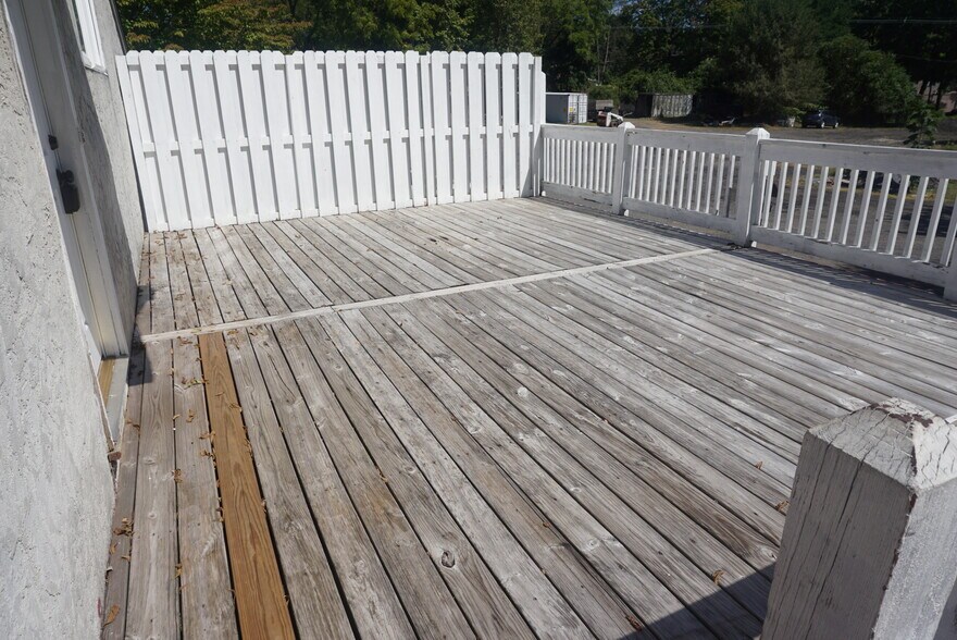 More Photos Of 3328 Huntingdon Pike, Huntingdon Valley Service For Sale