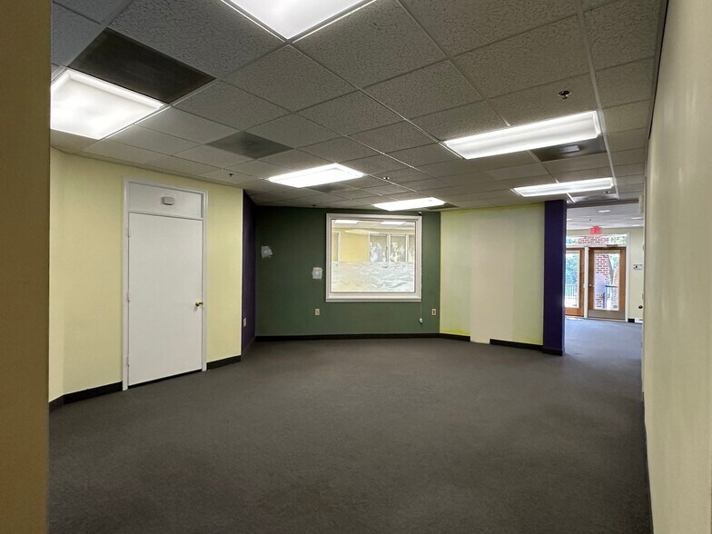 More Photos Of 305 Harrison St, Leesburg Medical For Lease