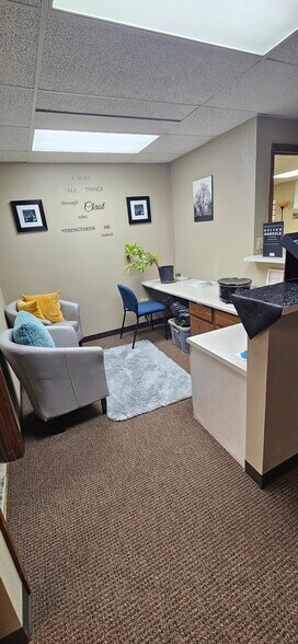 More Photos Of 11203 N Buntrock Ave, Mequon Loft Creative Space For Lease