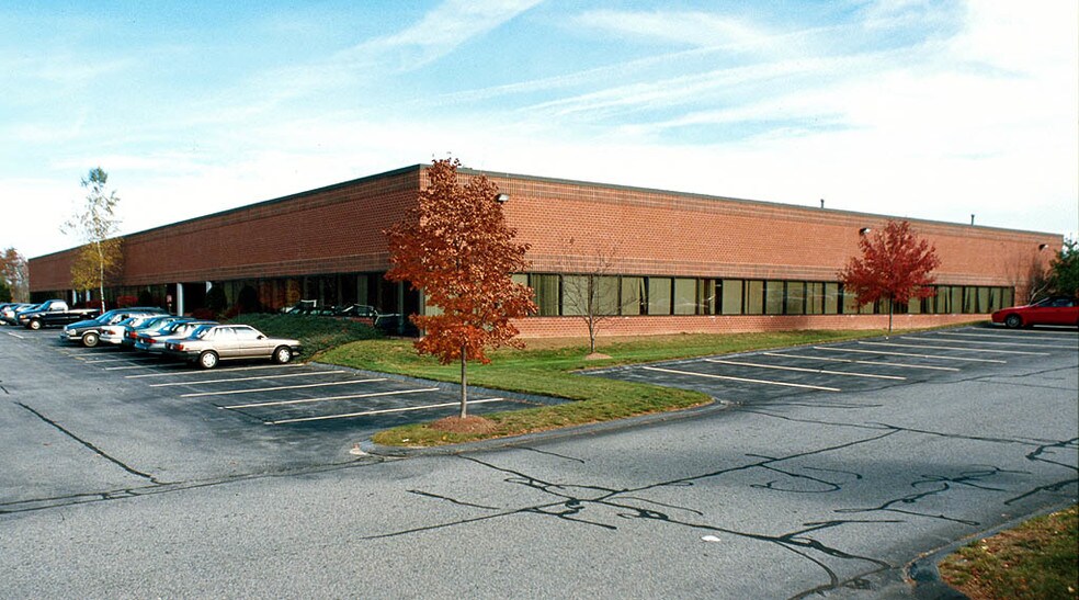 More Photos Of 100 Griffin Brook Park Dr, Methuen Light Manufacturing For Lease