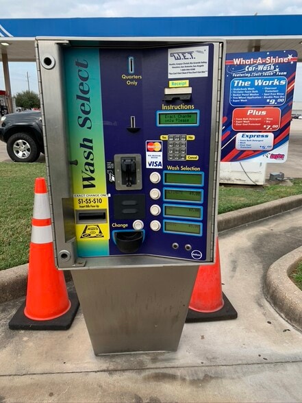 More Photos Of 3454 Texas 6 S, Houston Carwash For Sale