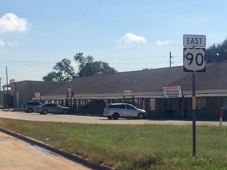 Primary Photo Of 418 Highway 90 W, Sealy Storefront For Sale