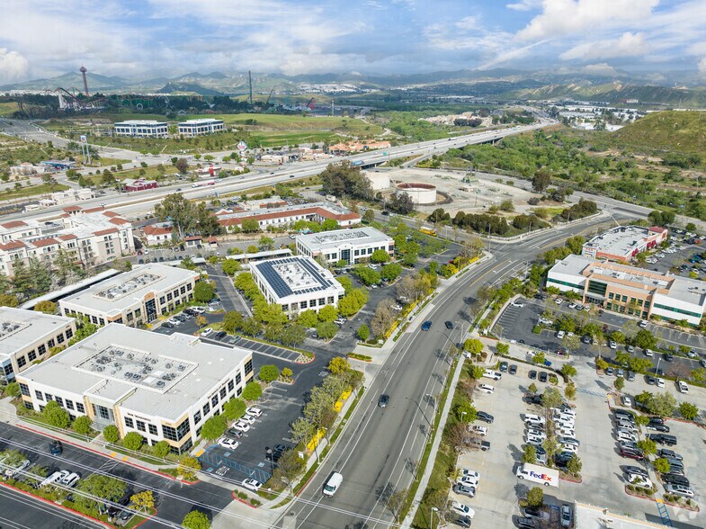 More Photos Of 27433 Tourney Rd, Valencia Office For Lease