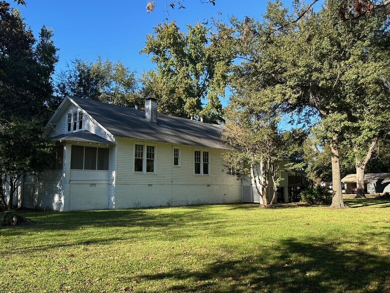 More Photos Of DeSoto Levee Dr, Arkansas City Land For Sale