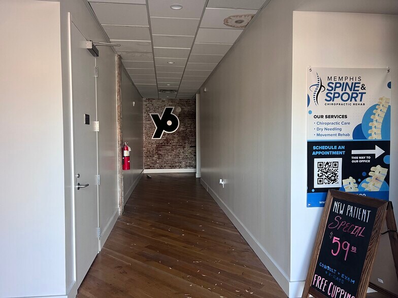 More Photos Of 372 S Main St, Memphis Storefront Retail Office For Sale