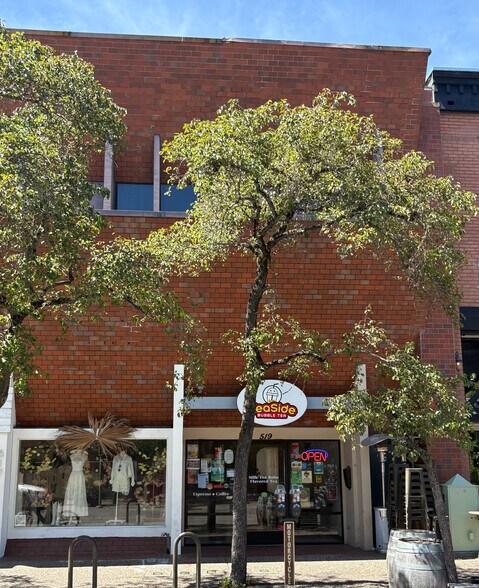 Primary Photo Of 517-519 4th St, Santa Rosa General Retail For Lease