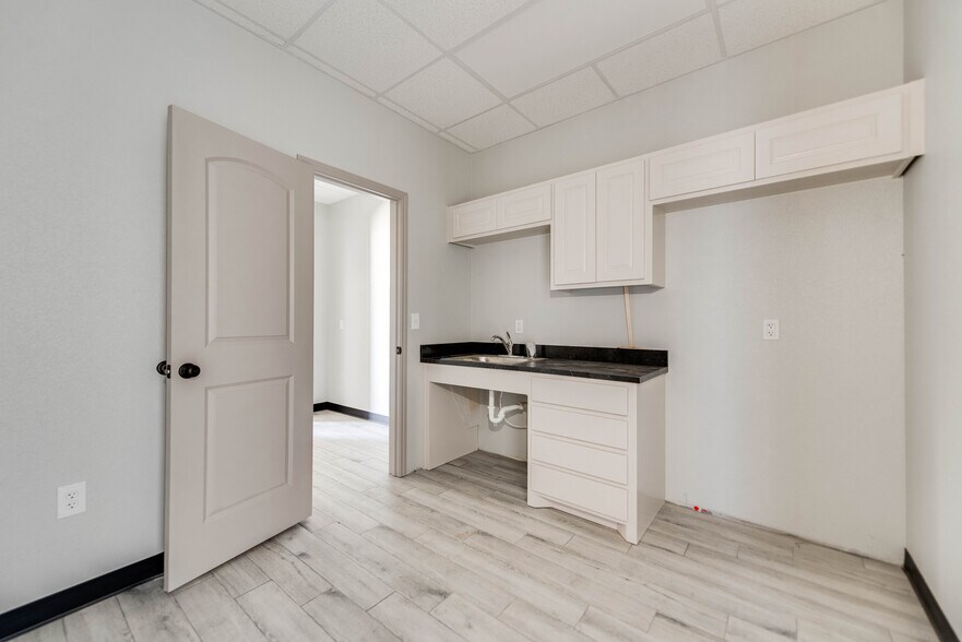 More Photos Of TBD Lot 4 ECR 140, Midland Warehouse For Lease