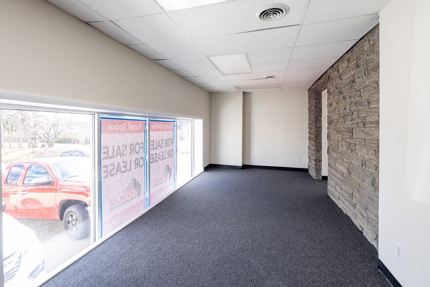 More Photos Of 154A W Eagle Rd, Havertown Medical For Lease