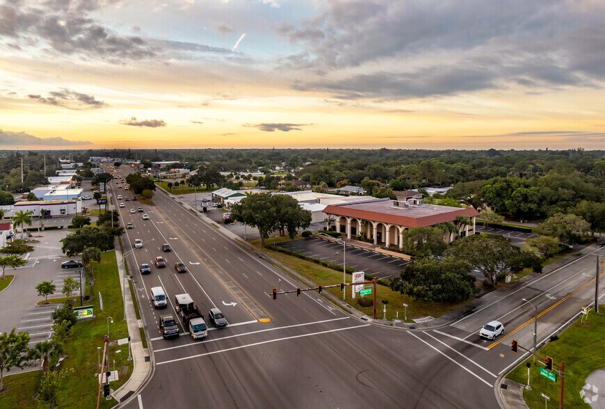 More Photos Of 2100 S Tamiami Trl, Venice Office For Sale