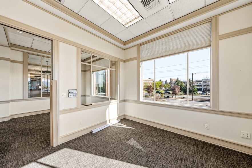 More Photos Of 1501 E McAndrews Rd, Medford Medical For Lease