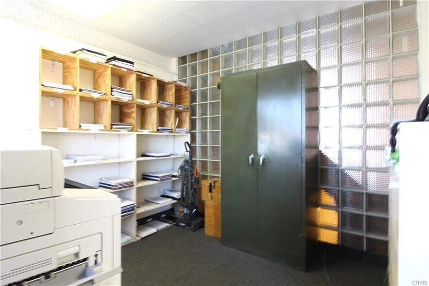 More Photos Of 41 Howard Ave, Binghamton Office Residential For Lease