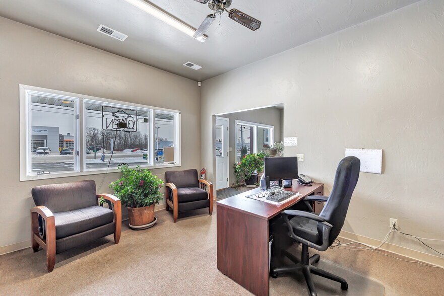 More Photos Of 513-529 Duluth Ave, Sturgeon Bay, Sturgeon Bay General Retail For Sale