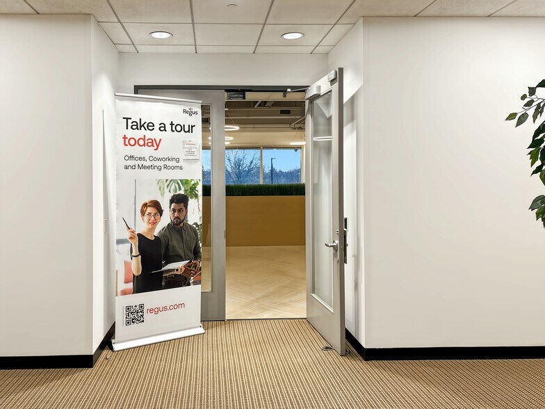 More Photos Of 1500 McConnor Pky, Schaumburg Coworking Space