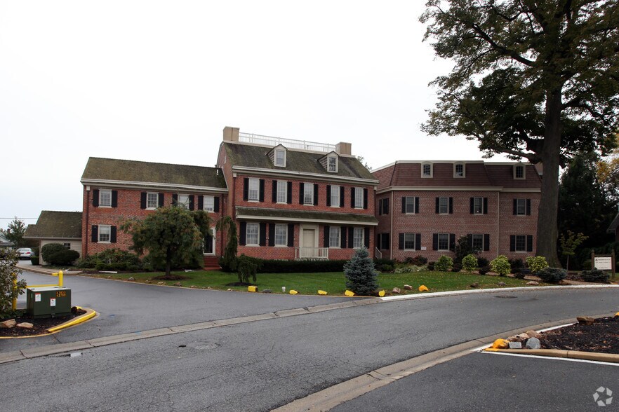 Primary Photo Of 15 Ashley Pl, Wilmington Office For Lease