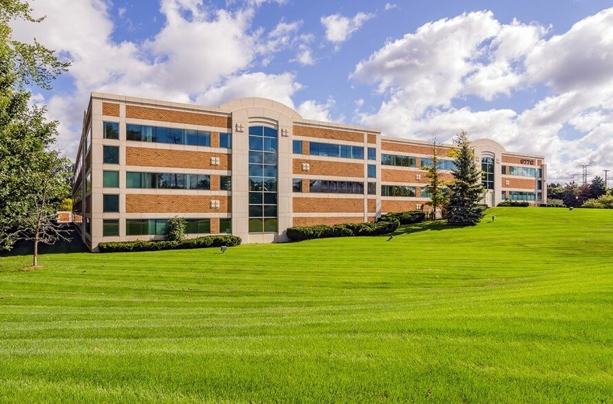 More Photos Of 6770 Dixie Hwy, Clarkston Medical For Lease