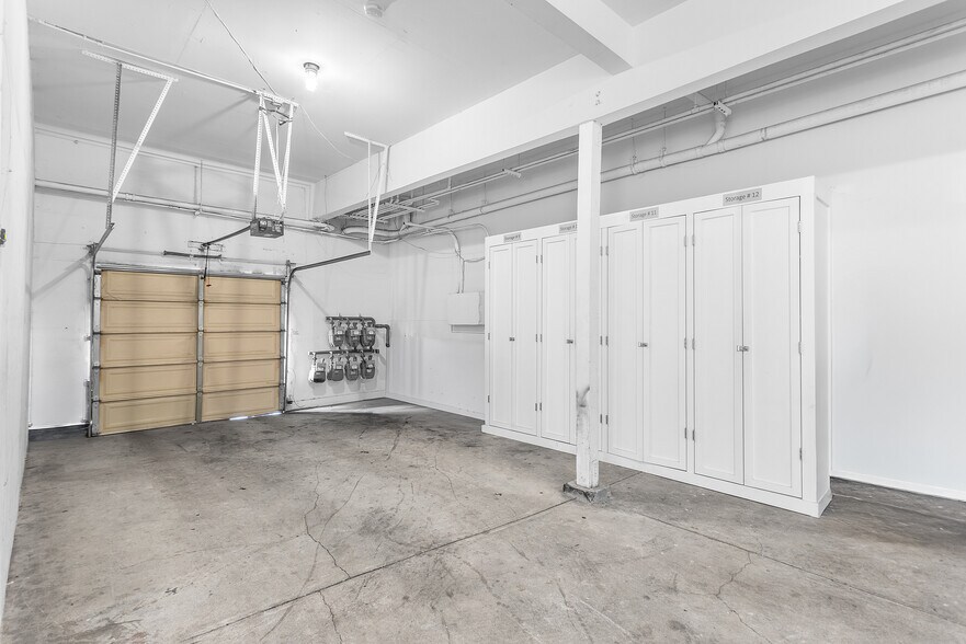 More Photos Of 2401 San Pablo Ave, Oakland Apartments For Sale