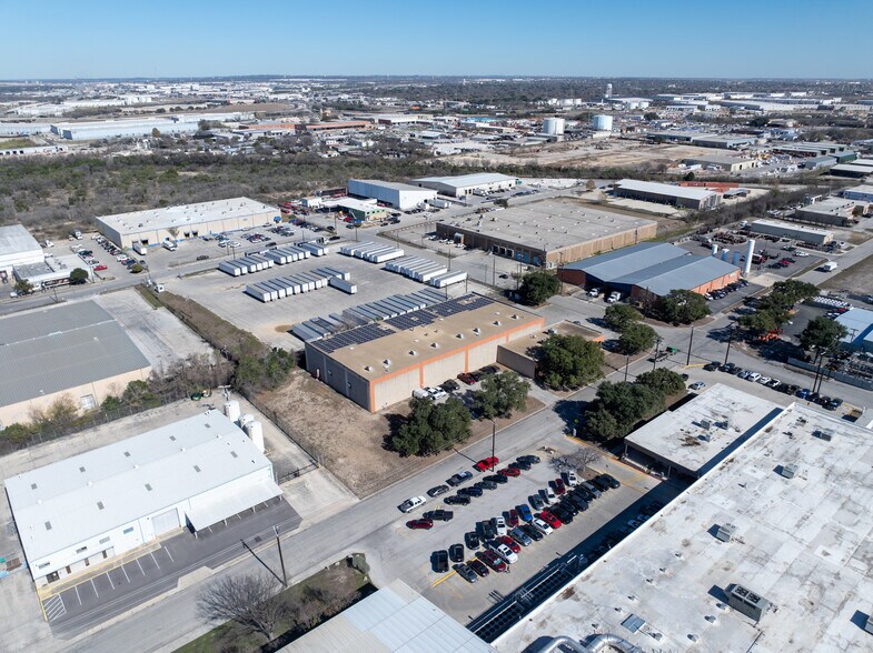 More Photos Of 4267 Dividend Dr, San Antonio Warehouse For Sale