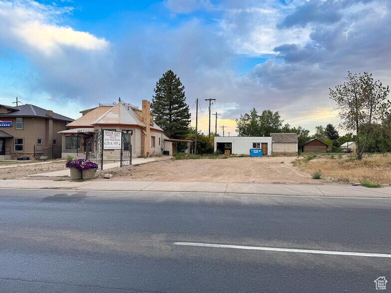 More Photos Of 235 W Main St, Vernal Office For Sale