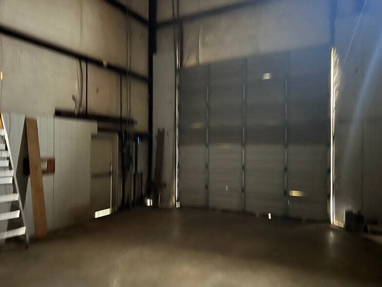 More Photos Of 7975 Central Pike, Mount Juliet Self Storage For Lease