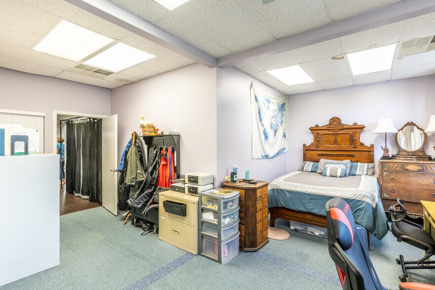 More Photos Of 1410 Incarnation Dr, Charlottesville Medical For Sale