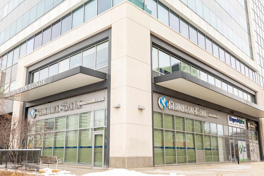 More Photos Of 7191 Yonge St, Markham Medical For Sale