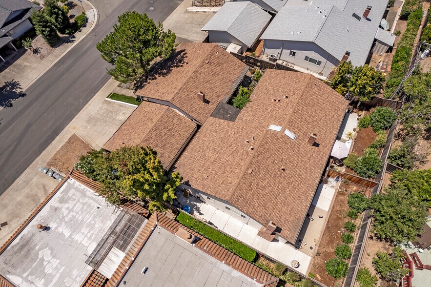 More Photos Of 10178 Alpine Dr, Cupertino Apartments For Sale