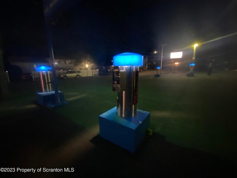 More Photos Of 2125 Washburn St, Scranton Carwash For Sale