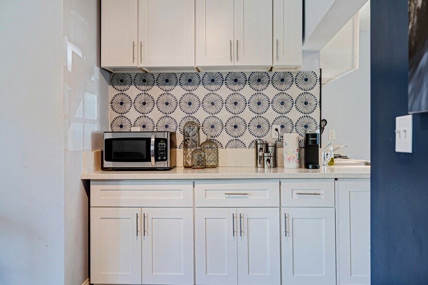 More Photos Of 314 S Federal Hwy, Lake Worth Beach Apartments For Sale