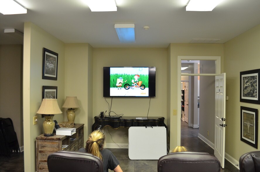 More Photos Of 326 Browns Cove Rd, Ridgeland Office For Sale