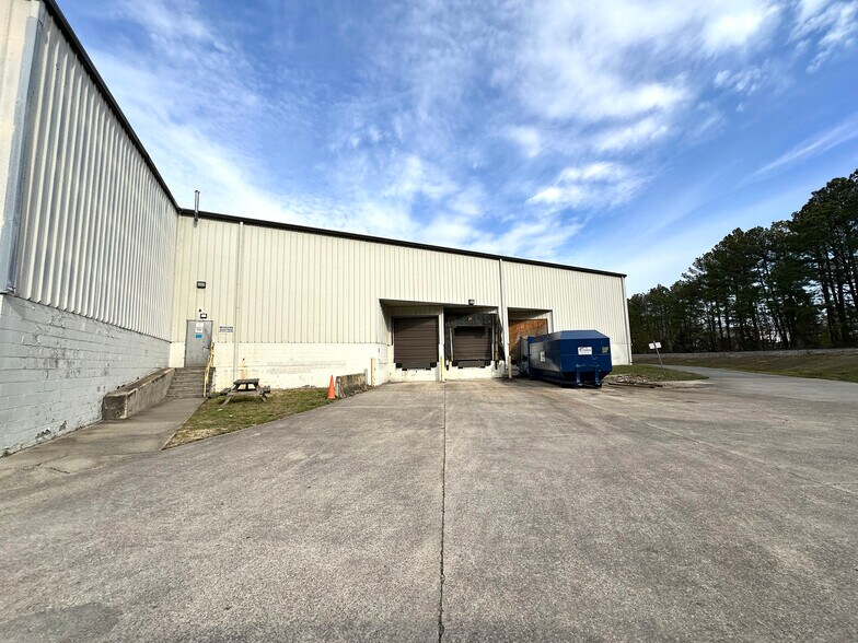 More Photos Of 8401 Fort Darling Rd, Richmond Manufacturing For Lease