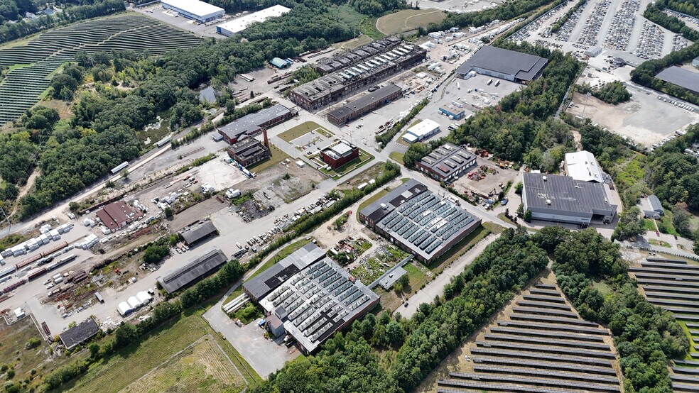 More Photos Of 400 Iron Horse Park, North Billerica Warehouse For Sale