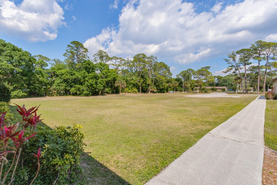 More Photos Of 1865 Friday Rd, Cocoa Religious Facility For Sale