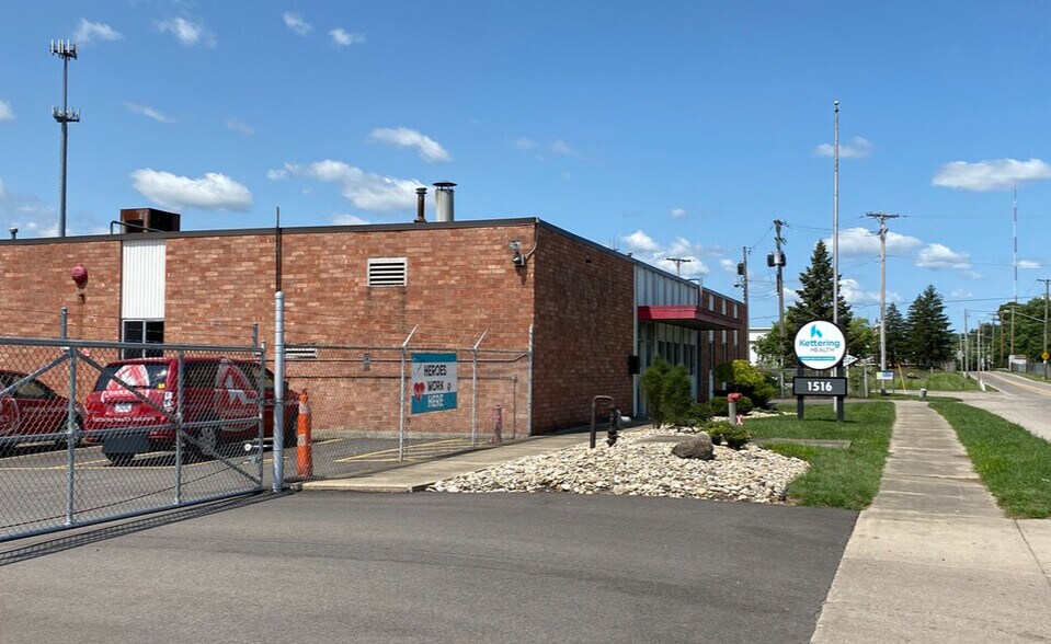 More Photos Of 1516 Nicholas Rd, Dayton Warehouse For Lease