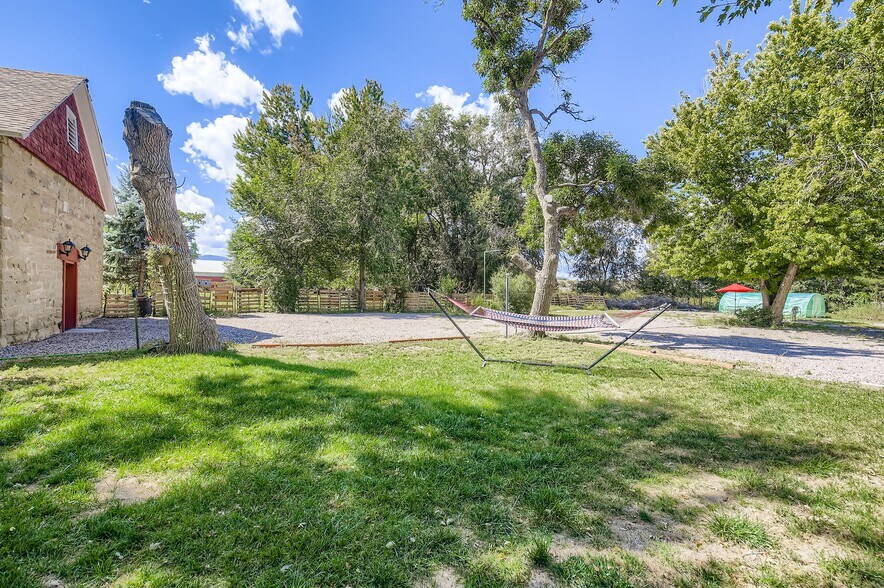 More Photos Of 1305 W 3rd St, Florence Hotel For Sale