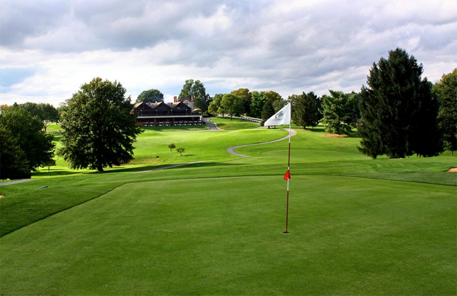 Primary Photo Of 134 Golf Club Cir, Front Royal Golf Course Driving Range For Sale