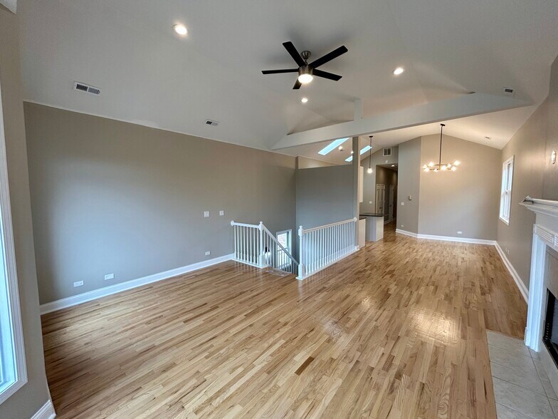 More Photos Of 5331 S Calumet Ave, Chicago Apartments For Sale