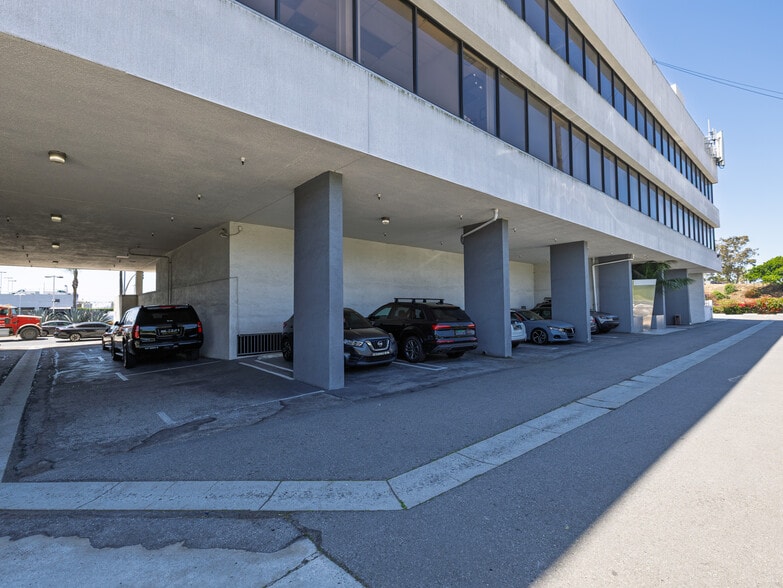 More Photos Of 5155 W Rosecrans Ave, Hawthorne Loft Creative Space For Sale