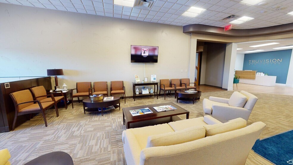 More Photos Of 16040 Park Valley Dr, Round Rock Medical For Lease