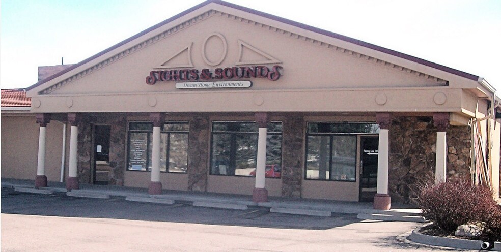 More Photos Of 4690 S Yosemite St, Denver General Retail For Lease