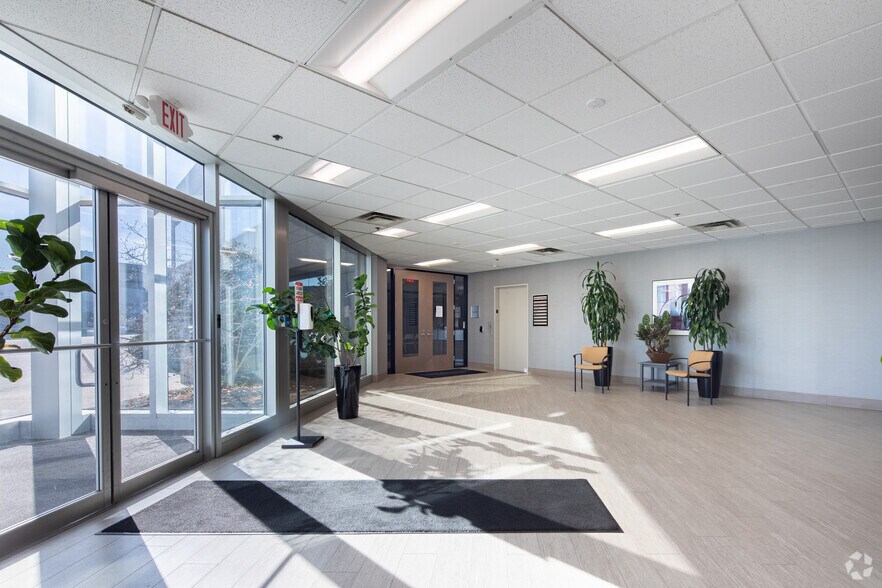 More Photos Of 4850 Smith Rd, Norwood Office For Lease