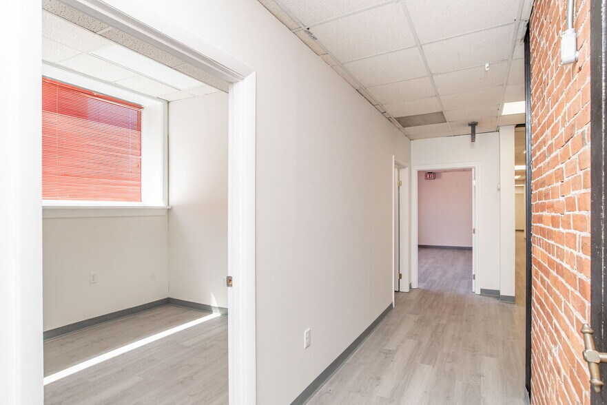 More Photos Of 4 Court St, Taunton Medical For Lease