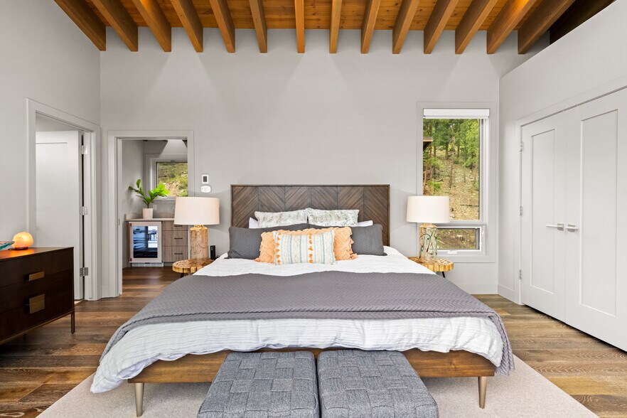 More Photos Of 893 Dick Mountain Drive, Bailey Specialty For Sale