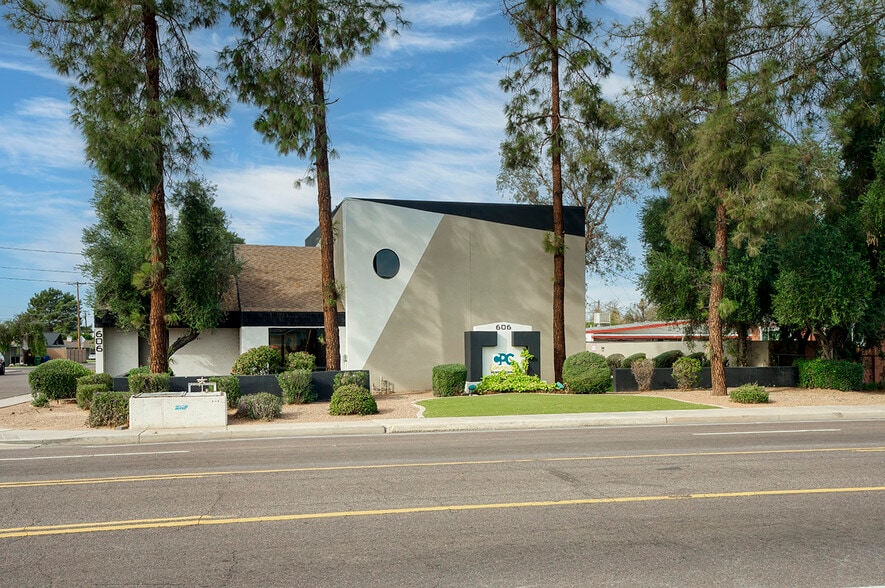More Photos Of 606 N Stapley Dr, Mesa Medical For Sale