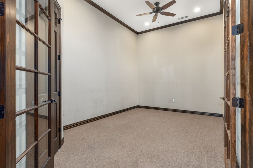 More Photos Of 9300 John Hickman Pky, Frisco Unknown For Lease