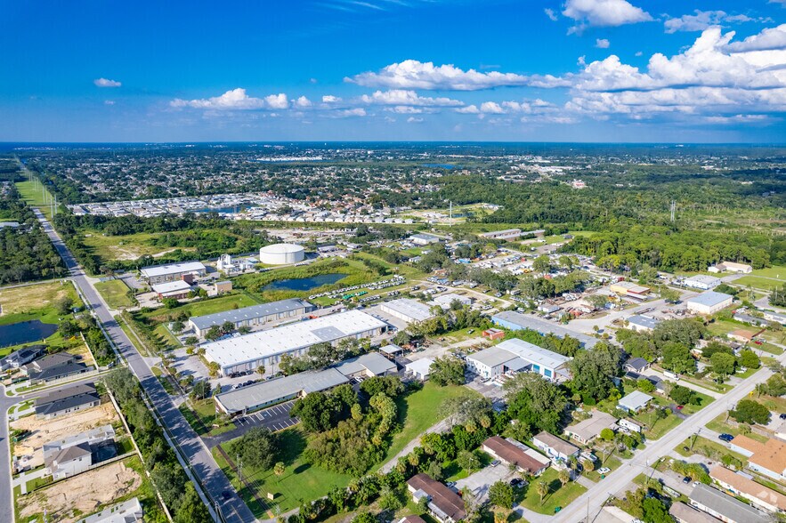 More Photos Of 1400 L and R Industrial Blvd, Tarpon Springs Unknown For Lease